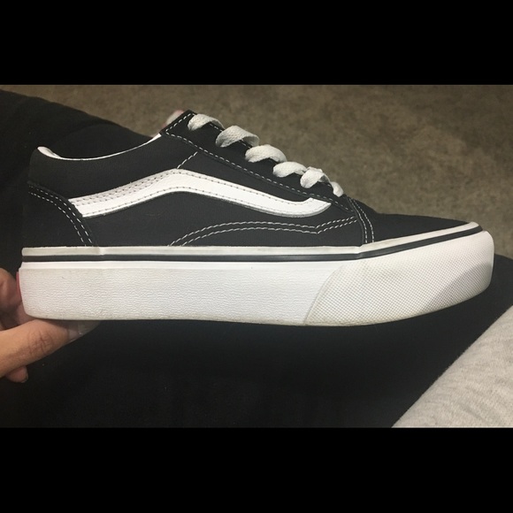 ❌❌SOLD❌❌ Vans Old School “Platform Version” - Picture 3 of 4